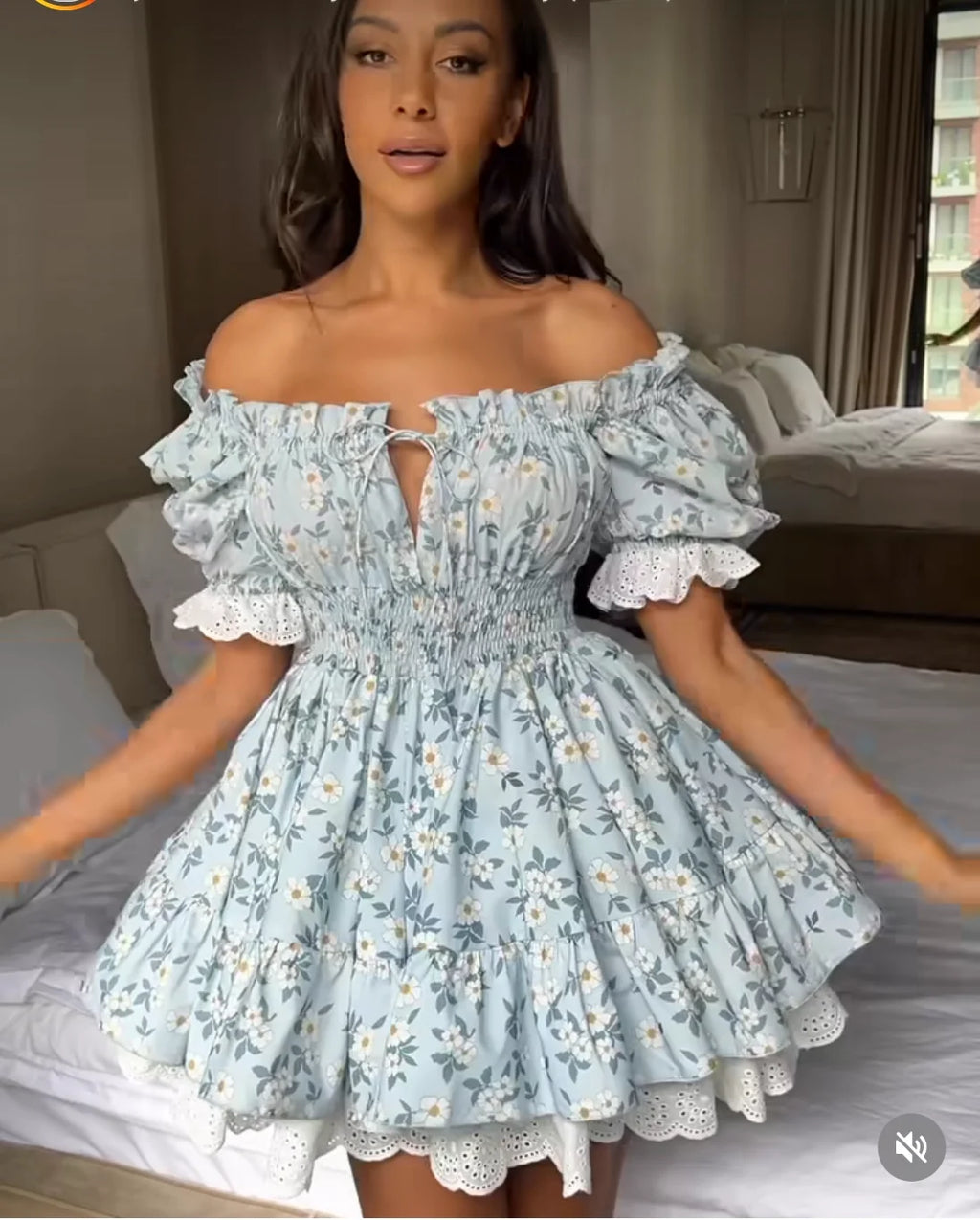 Gypsylady Geblümtes gestuftes Rüschen-Minikleid Spitze Puffärmel Sommerurlaub Sexy Schnürkleid Damen Kleider Party Damen Vestidos Neu