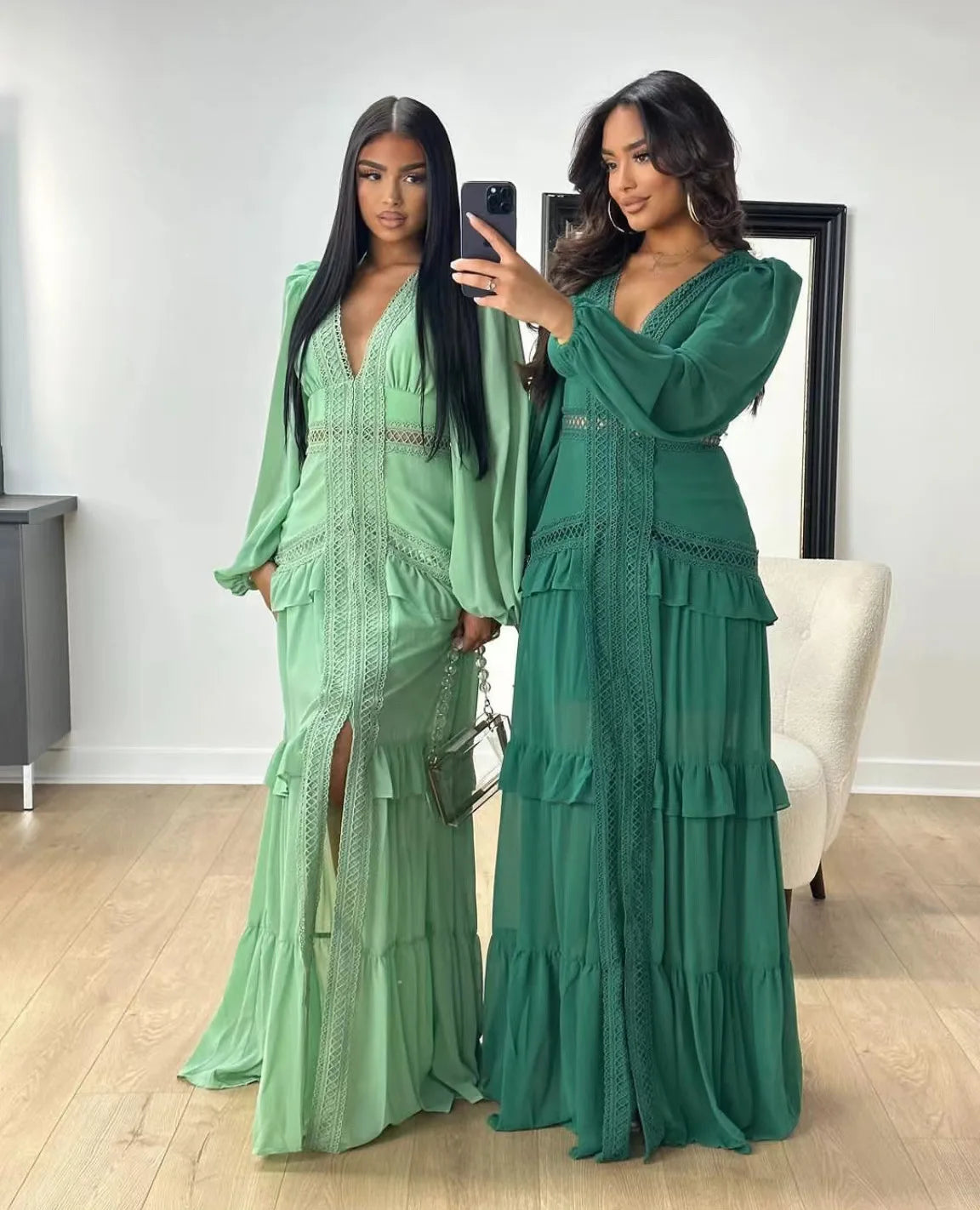 CM.YAYA Damen V-Ausschnitt Langarm Rüschen Spitze Langes Maxi-Kleid 2025 Frühling Strand Urlaub Party Sexy Street Vestidos Sexy Kleider