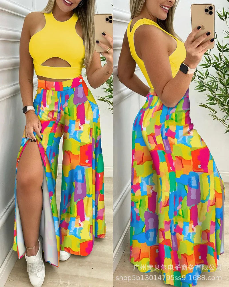 Damen Sommeranzug, einfarbiges bauchfreies Tanktop und weite Hose mit tropischem Print und Schlitz