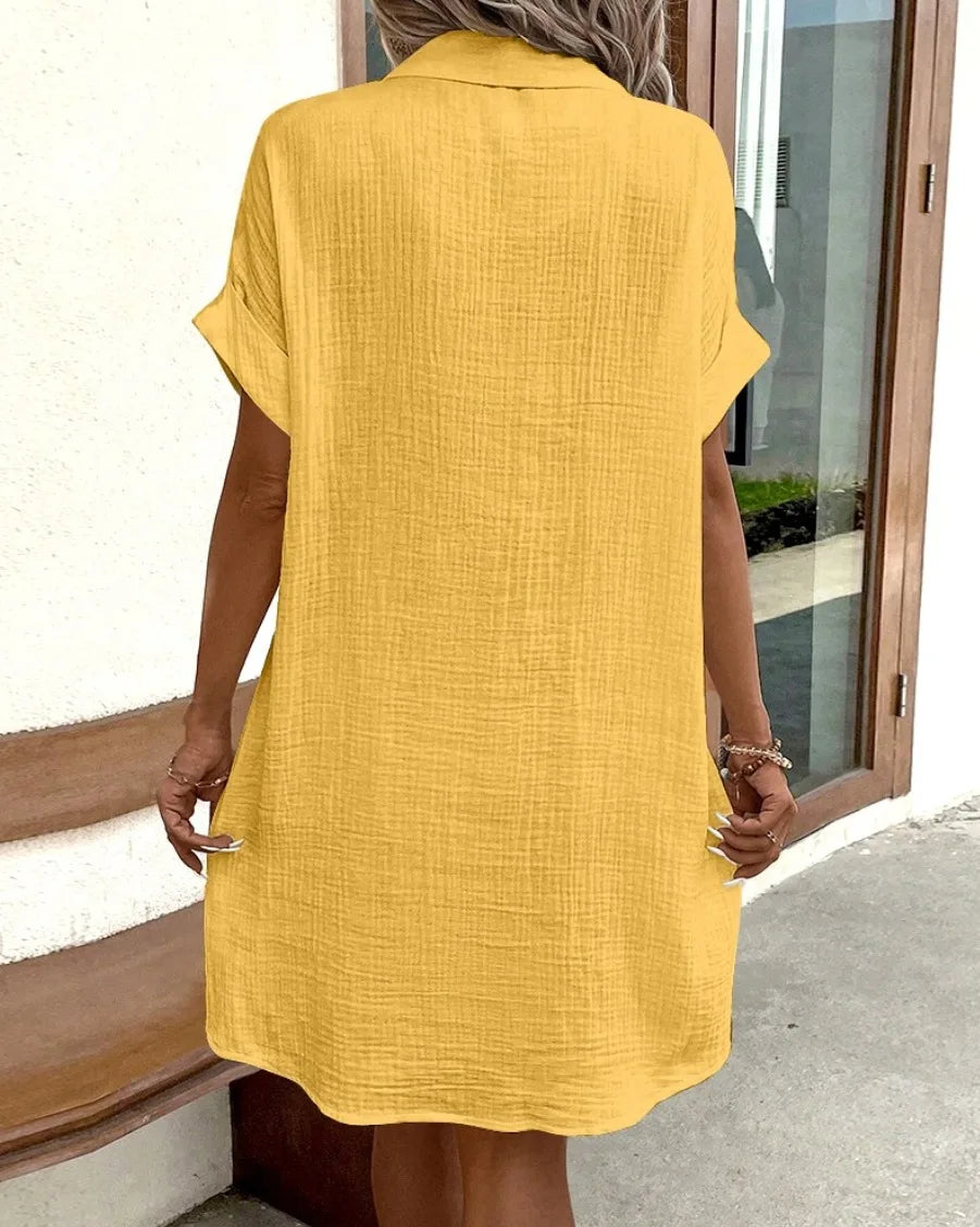 Sommerliches, einfarbiges, schlichtes Kurzarm-Hemdkleid für Damen mit Umlegekragen, einreihig, lässig-elegant, locker geschnitten