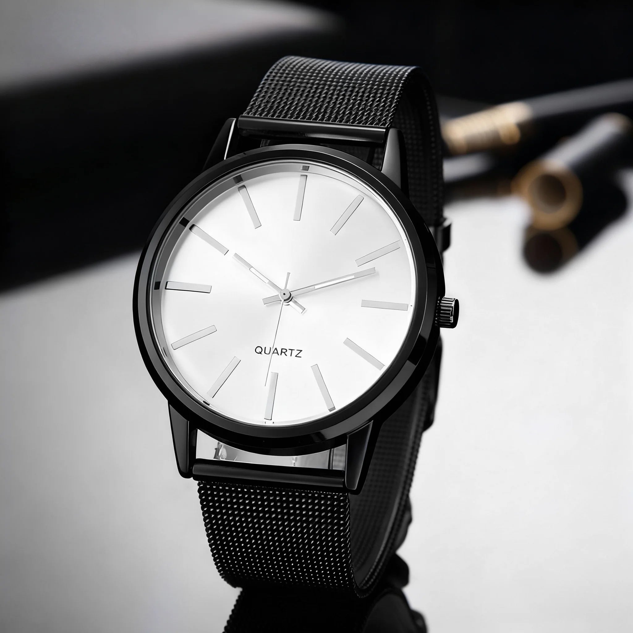 Luxus Damenuhren 2025 Neue stilvolle silberne minimalistische Business Damen Quarzuhren atmungsaktives Leder Stahl Uhr Reloj Mujer