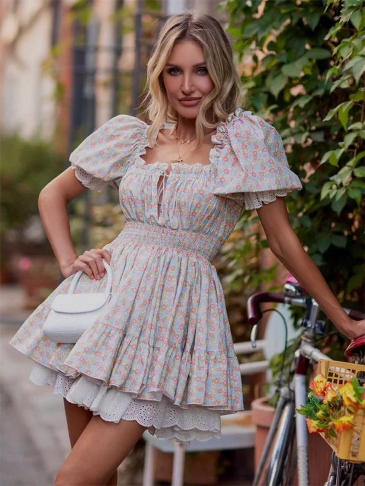 Gypsylady Geblümtes gestuftes Rüschen-Minikleid Spitze Puffärmel Sommerurlaub Sexy Schnürkleid Damen Kleider Party Damen Vestidos Neu