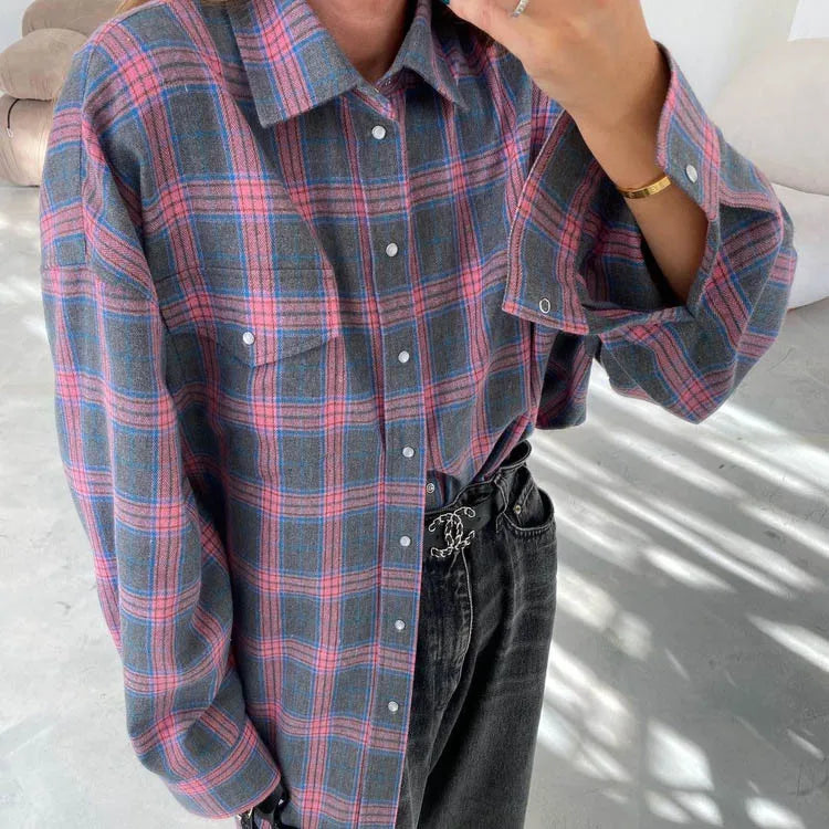 Retro style versatile lapel loose fitting shirt 2025 autumn plaid long sleeved pocket women's shirt