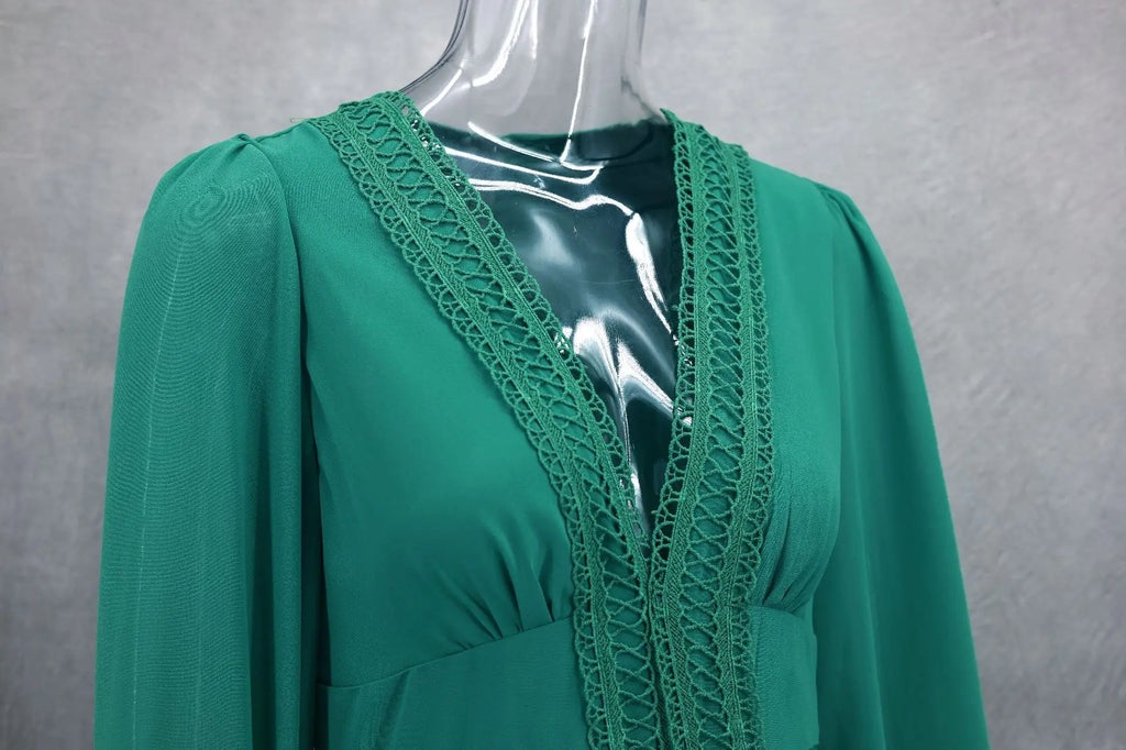 CM.YAYA Damen V-Ausschnitt Langarm Rüschen Spitze Langes Maxi-Kleid 2025 Frühling Strand Urlaub Party Sexy Street Vestidos Sexy Kleider
